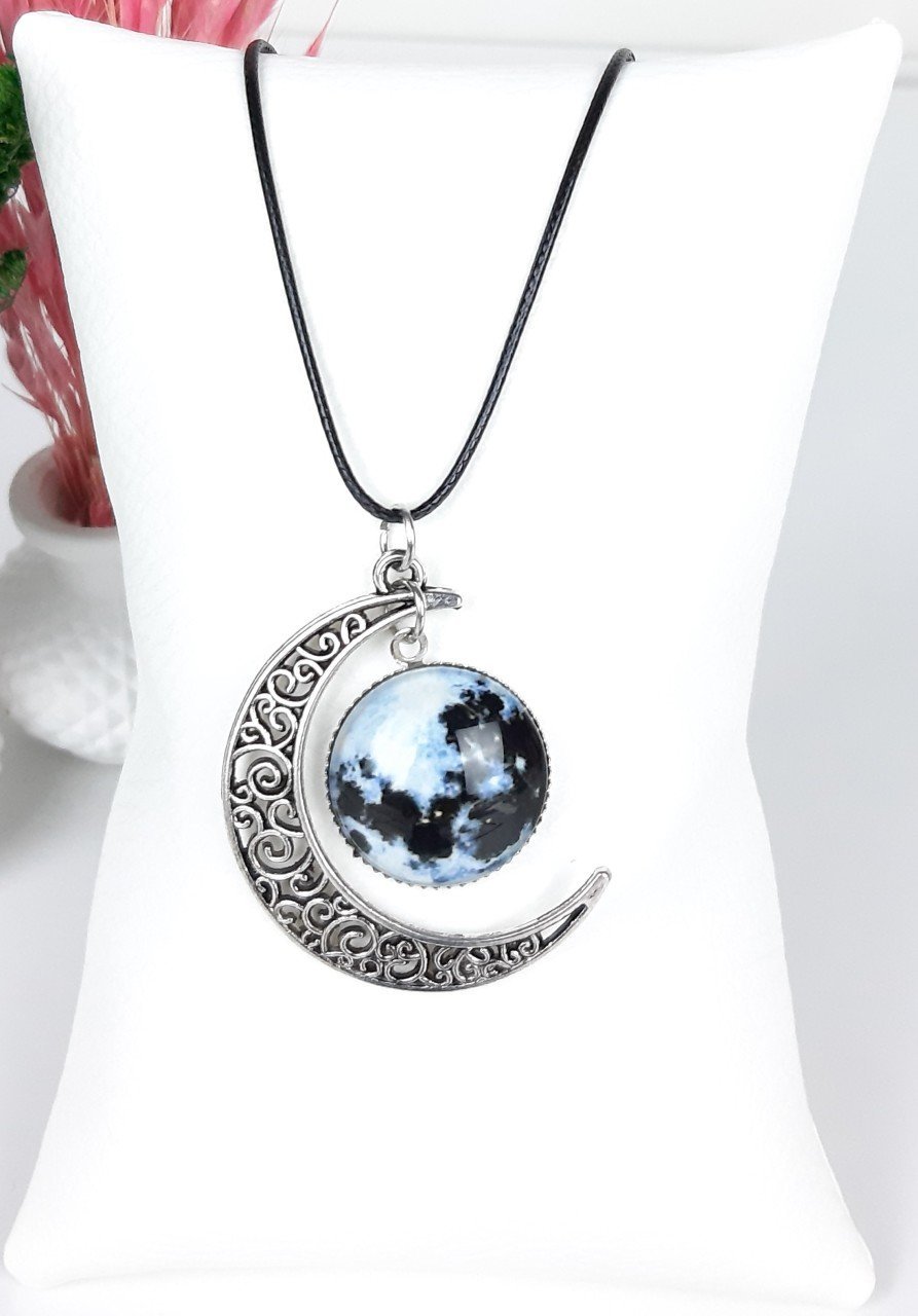 Galaxy Moon İpli Kolye