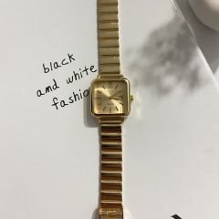 Gold Klasik Kare Saat
