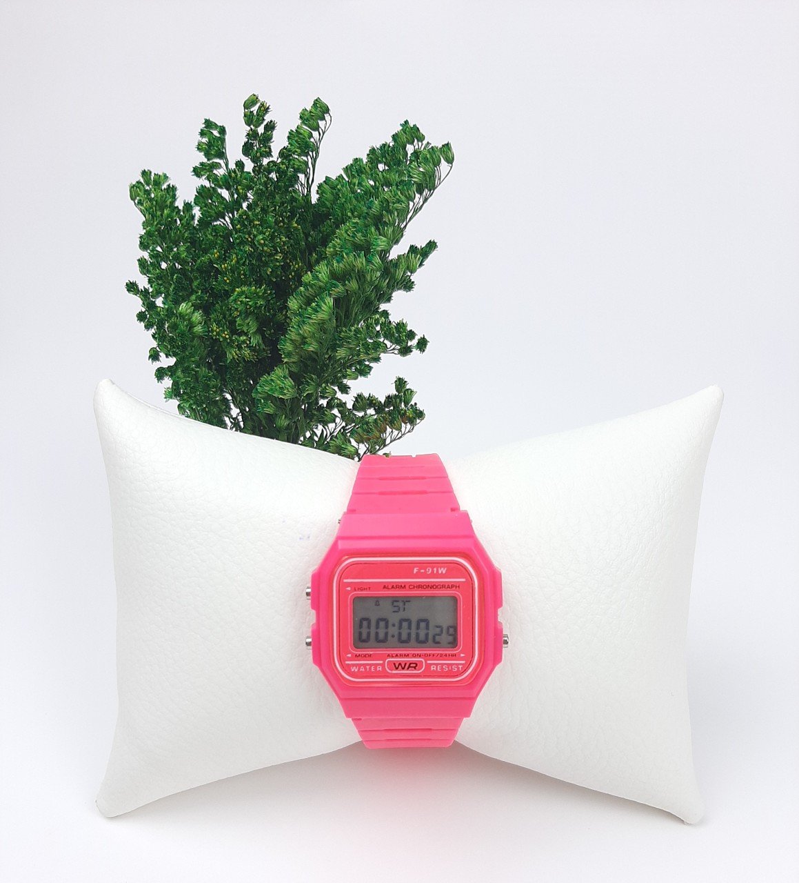 Pembe Klasik Saat
