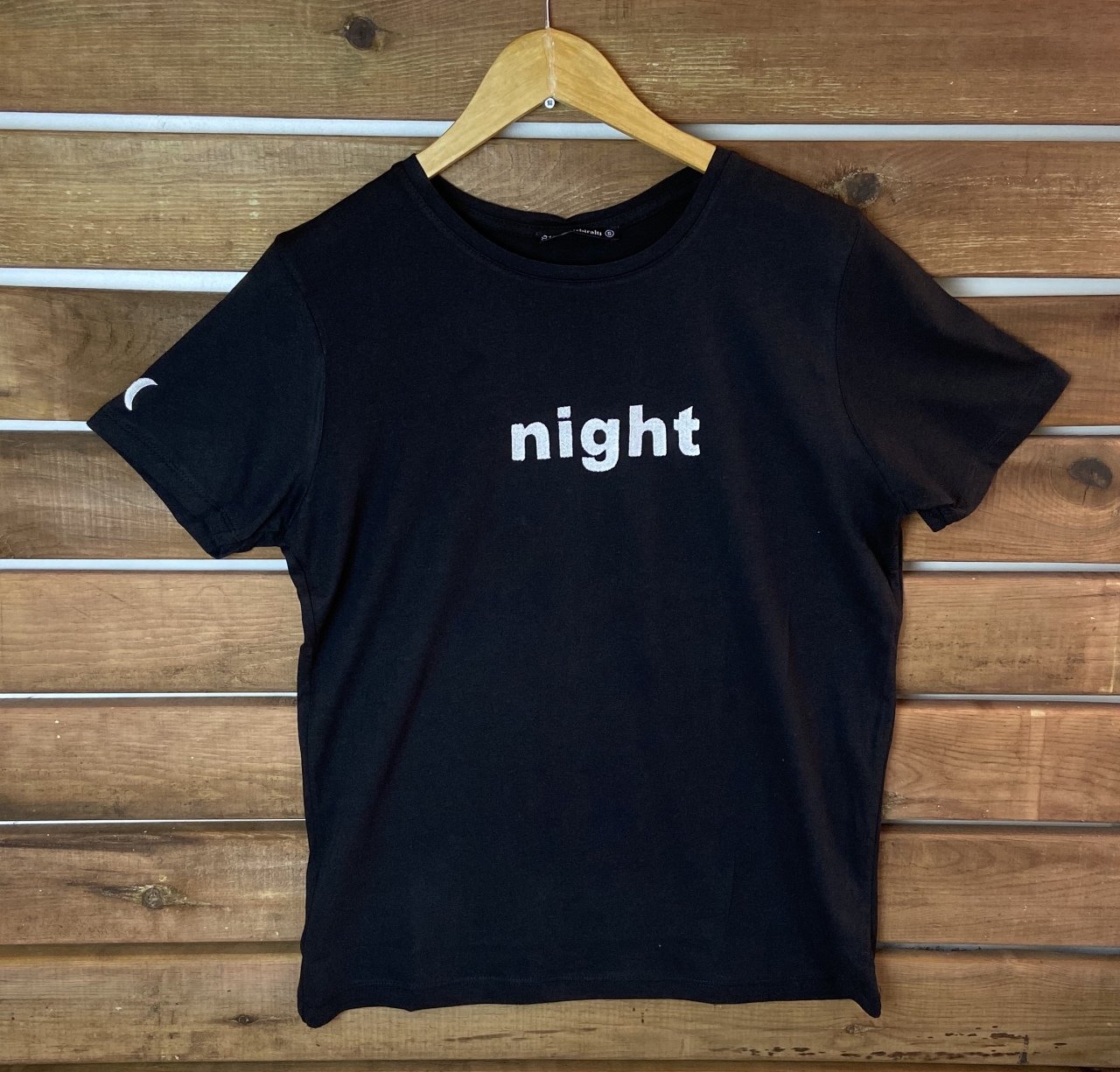 Night Nakışlı Beyaz Unisex T-Shirt