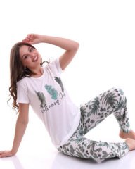 Yaprak Baskılı Pijama Takımı