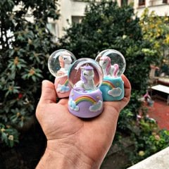 Unicorn ışıklı Kar Küresi