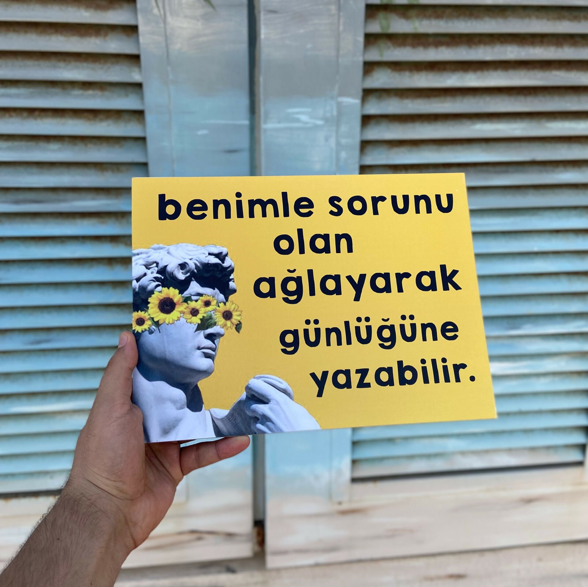 Benimle Sorunu Olan Ağlayarak Günlüğüne Yazabilir Ahşap Dekor