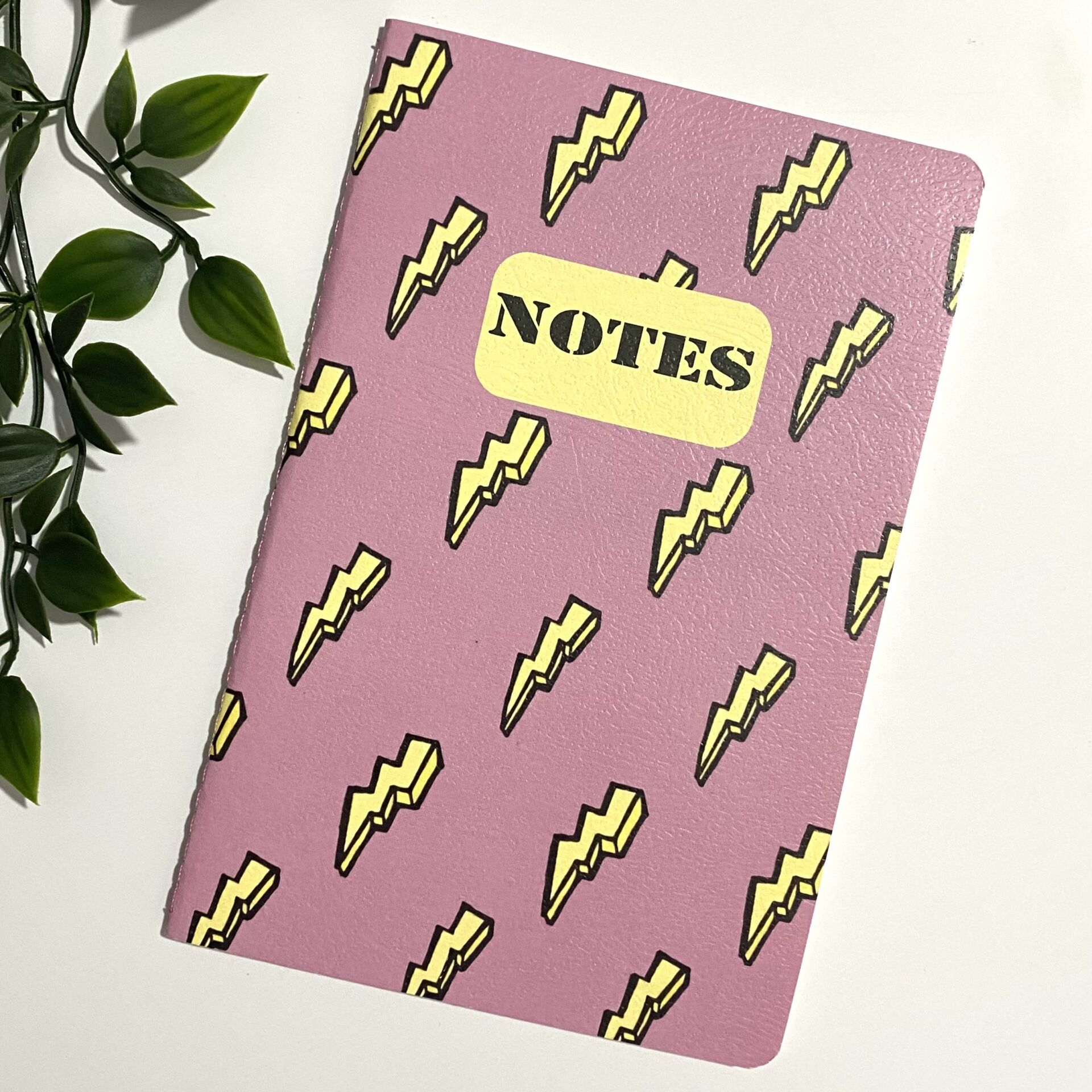 Şimşek Desenli Defter